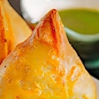 2. Meat Samosa (Chicken)