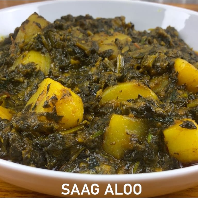 Delicious Saag Dishes at Our Indian Restaurant